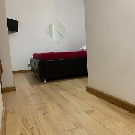 Casa Mendeleev Amzei 15 *
